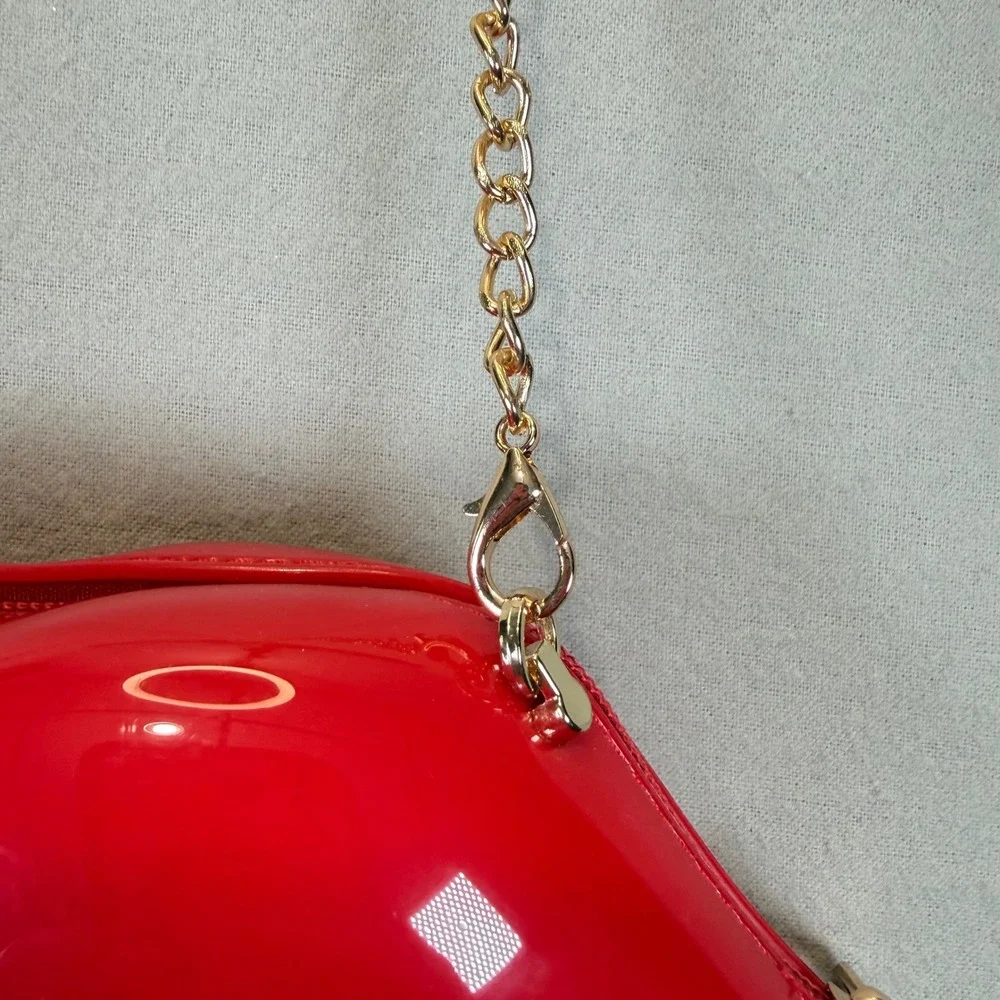Red Lip Clutch Crossbody Bag Glossy‎ Silicone Novelty Purse Gold Chain